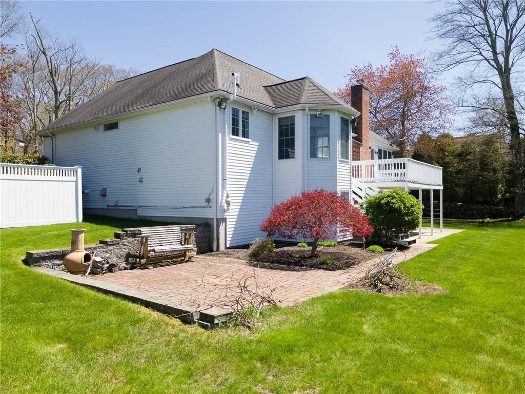 195 Angell Road Lincoln, RI 02865 - Photo 5 of 35 Gallery Image 5