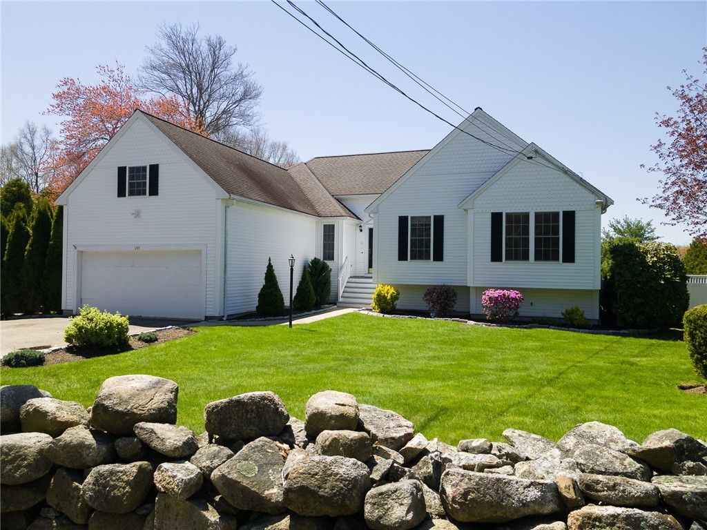 195 Angell Road Lincoln, RI 02865 - Photo 7 of 35 Gallery Image 7