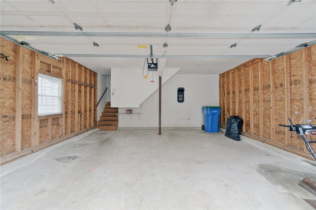 195 Angell Road Lincoln, RI 02865 - Photo 10 of 35 Gallery Image 10