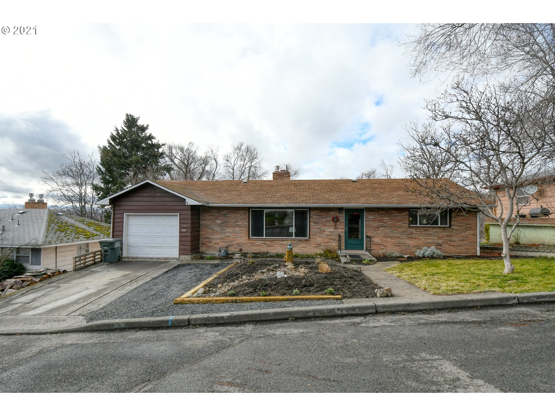 609 Northwest 6th Street Pendleton, OR 97801 - Photo 1 of 32 Gallery Image 1