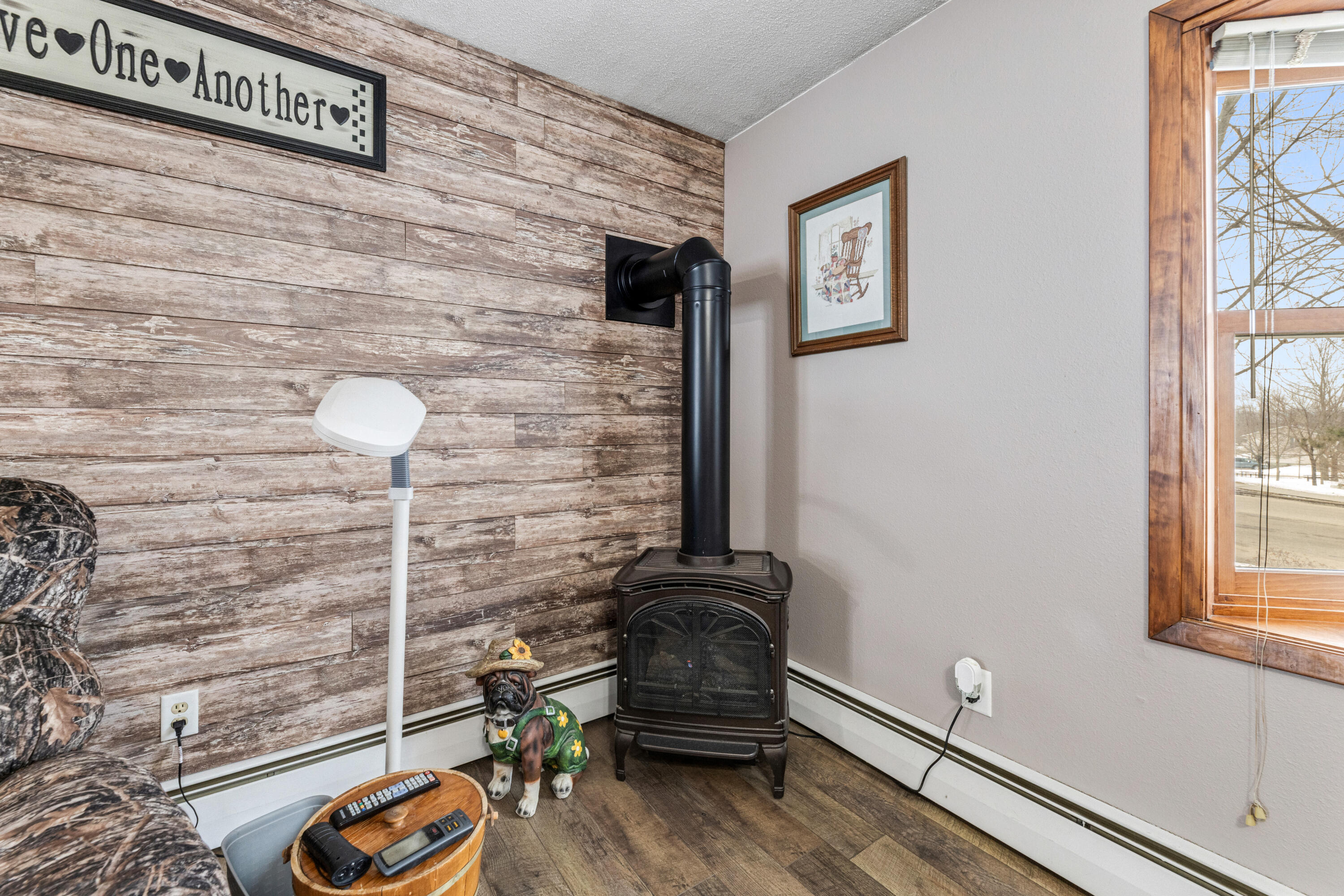 36 Skunk Hollow Road La Crescent, MN 55947 - Photo 4 of 40 36 Skunk Hollow Rd (5)