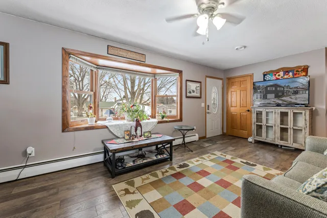 $379,000 | 36 Skunk Hollow Road, La Crescent, MN 55947