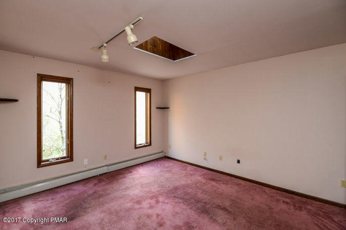 203 Fairview Road Clarks Summit, PA 18411 - Photo 14 of 21 int