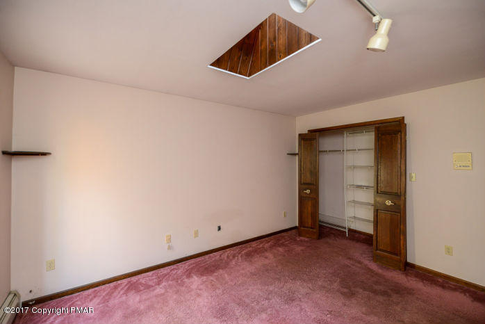 203 Fairview Road Clarks Summit, PA 18411 - Photo 15 of 21 int