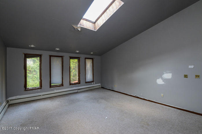 203 Fairview Road Clarks Summit, PA 18411 - Photo 16 of 21 int