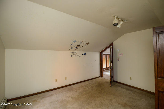 203 Fairview Road Clarks Summit, PA 18411 - Photo 20 of 21 int