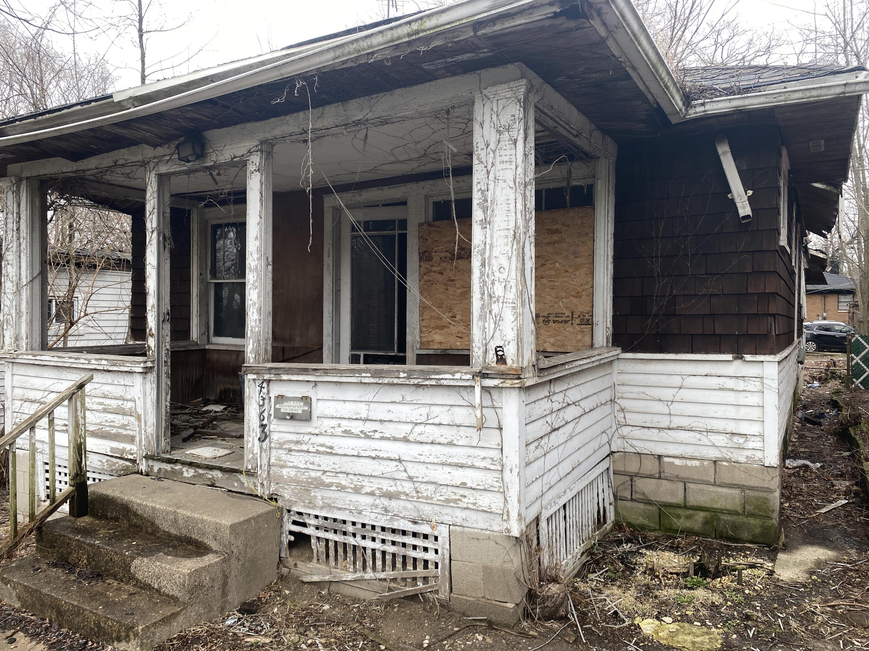4363 Monroe Street Gary, IN 46408 - Photo 3 of 5