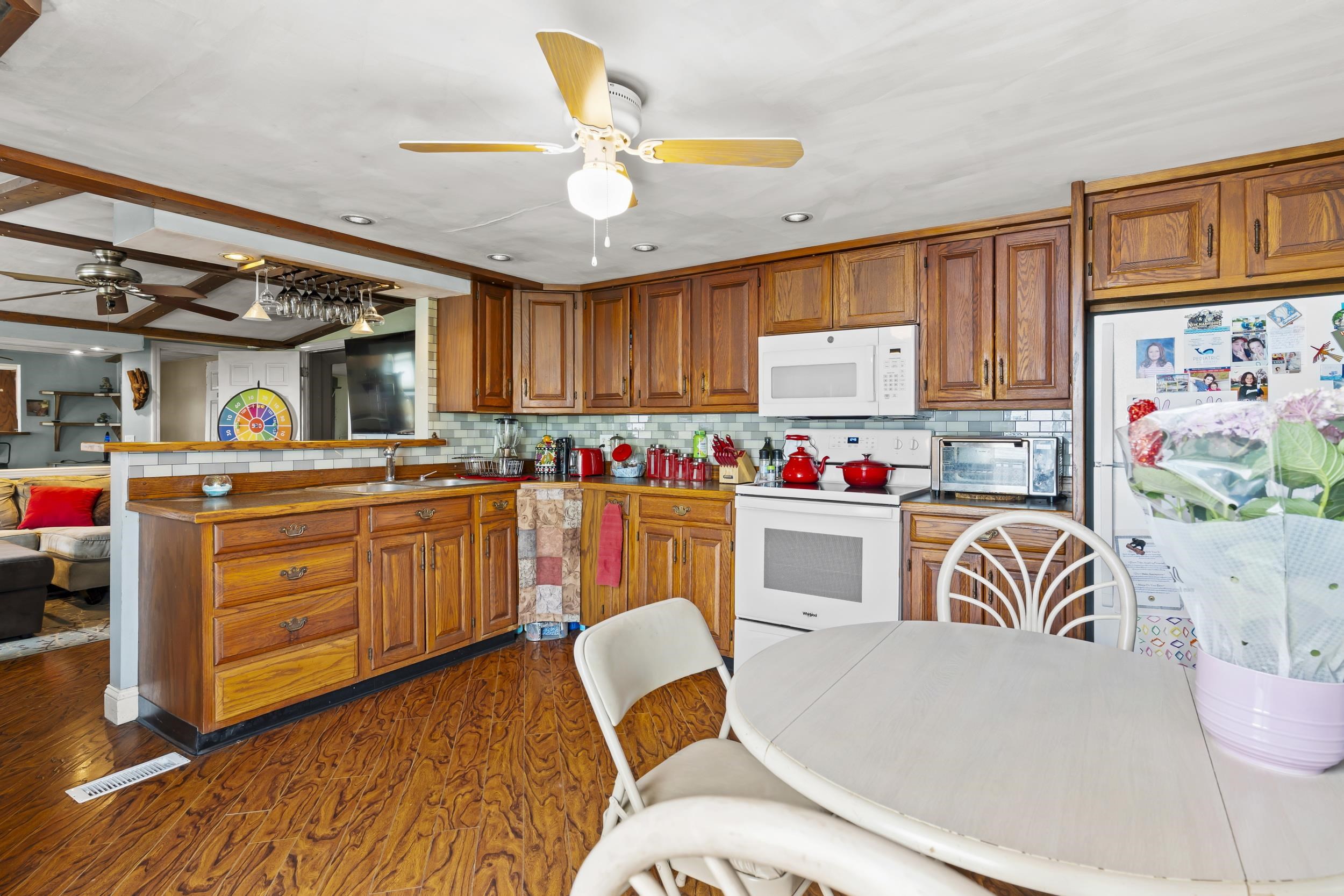 53 Hilton Avenue Exeter, NH 03833 - Photo 26 of 34