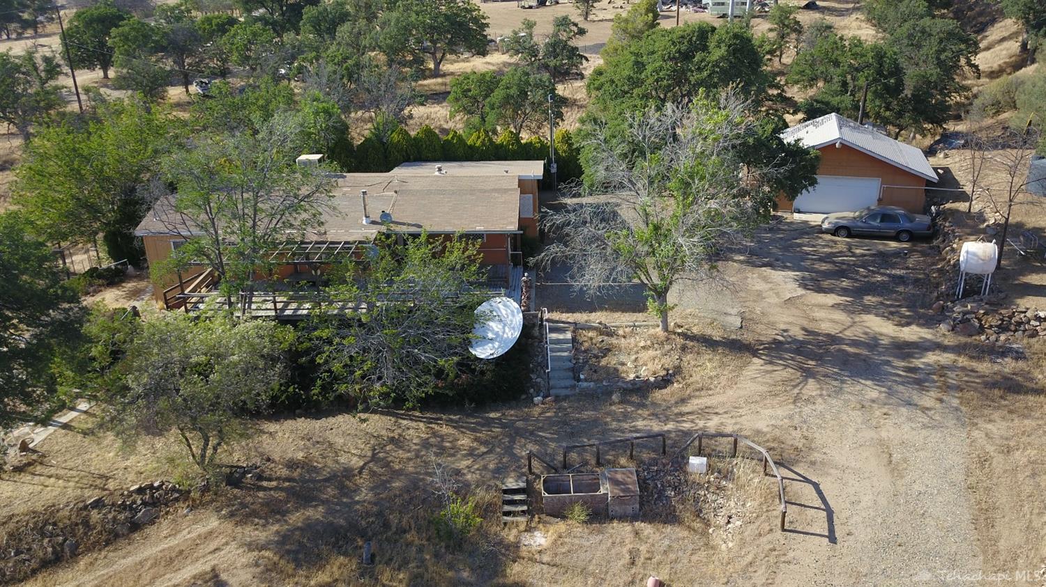 42128 Indian Oak Road Caliente, CA 93518 - Photo 8 of 12 Gallery Image 8