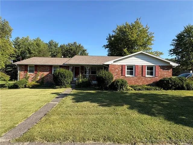 $240,000 | 300 Hillcrest Drive, Madison, IN 47250