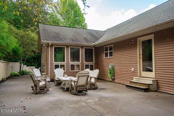 $1,499,900 | 665 Gists Creek Road, Sevierville, TN 37876