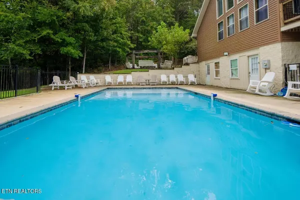 $1,499,900 | 665 Gists Creek Road, Sevierville, TN 37876