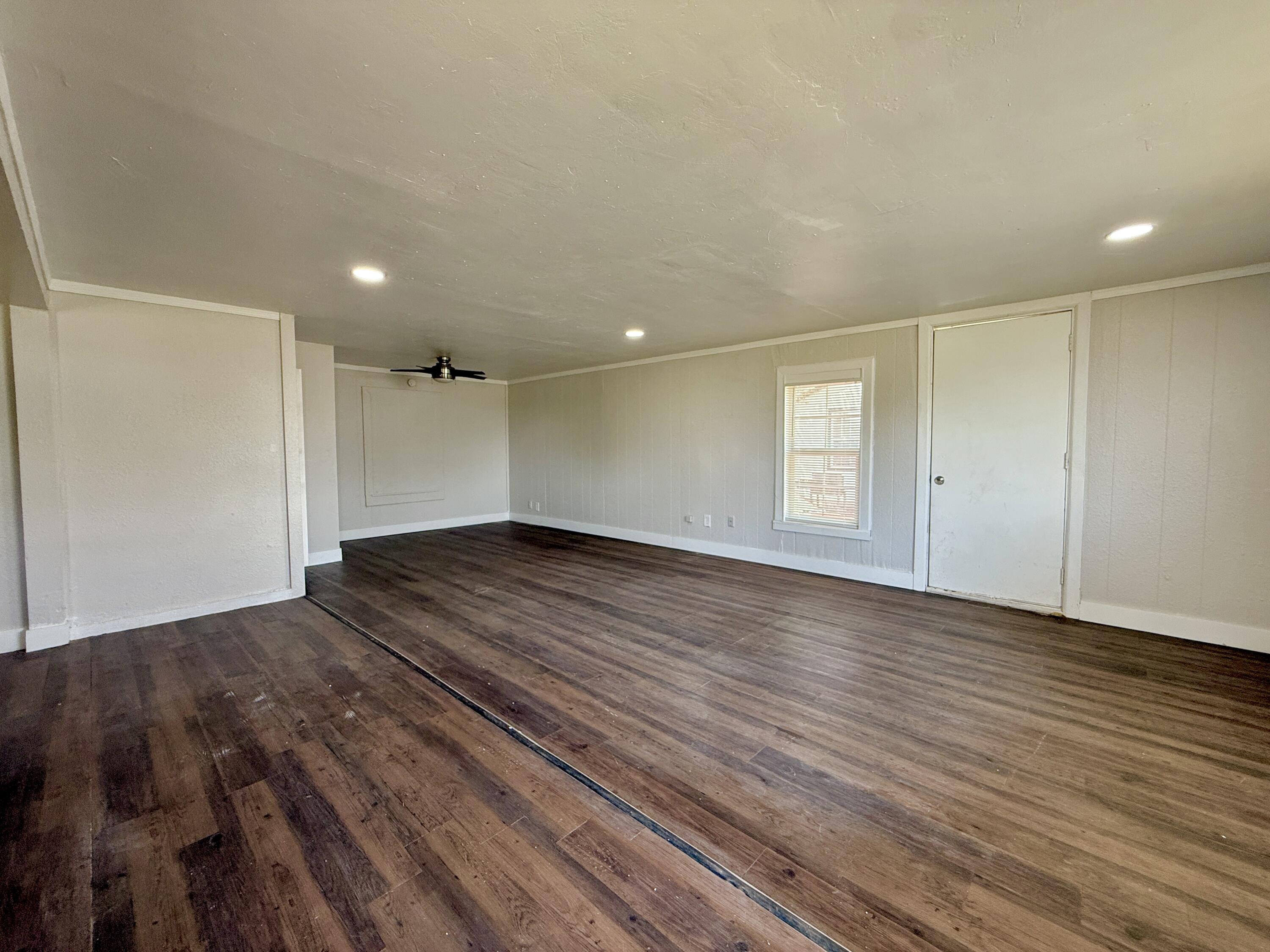 5001 36th Street Lubbock, TX 79414 - Photo 4 of 17 IMG_6414