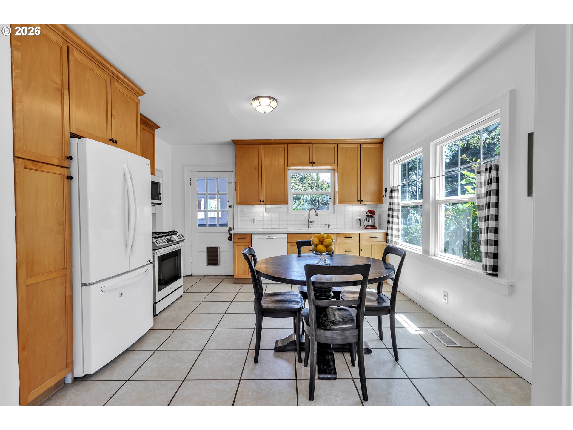 2219 Southwest 6th Avenue Camas, WA 98607 - Photo 13 of 42