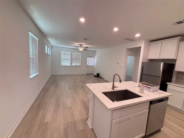 $2,150 | 562 Papaya Drive, Buda, TX 78610