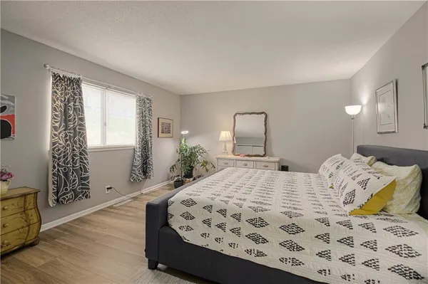 $159,900 | 8740 Metcalf Avenue, Unit 103C, Overland Park, KS 66212