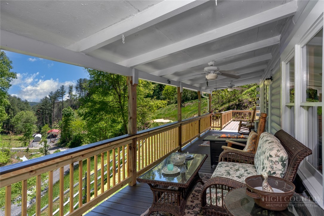 283 Deer Ridge Road Crumpler, NC 28617 - Photo 5 of 39