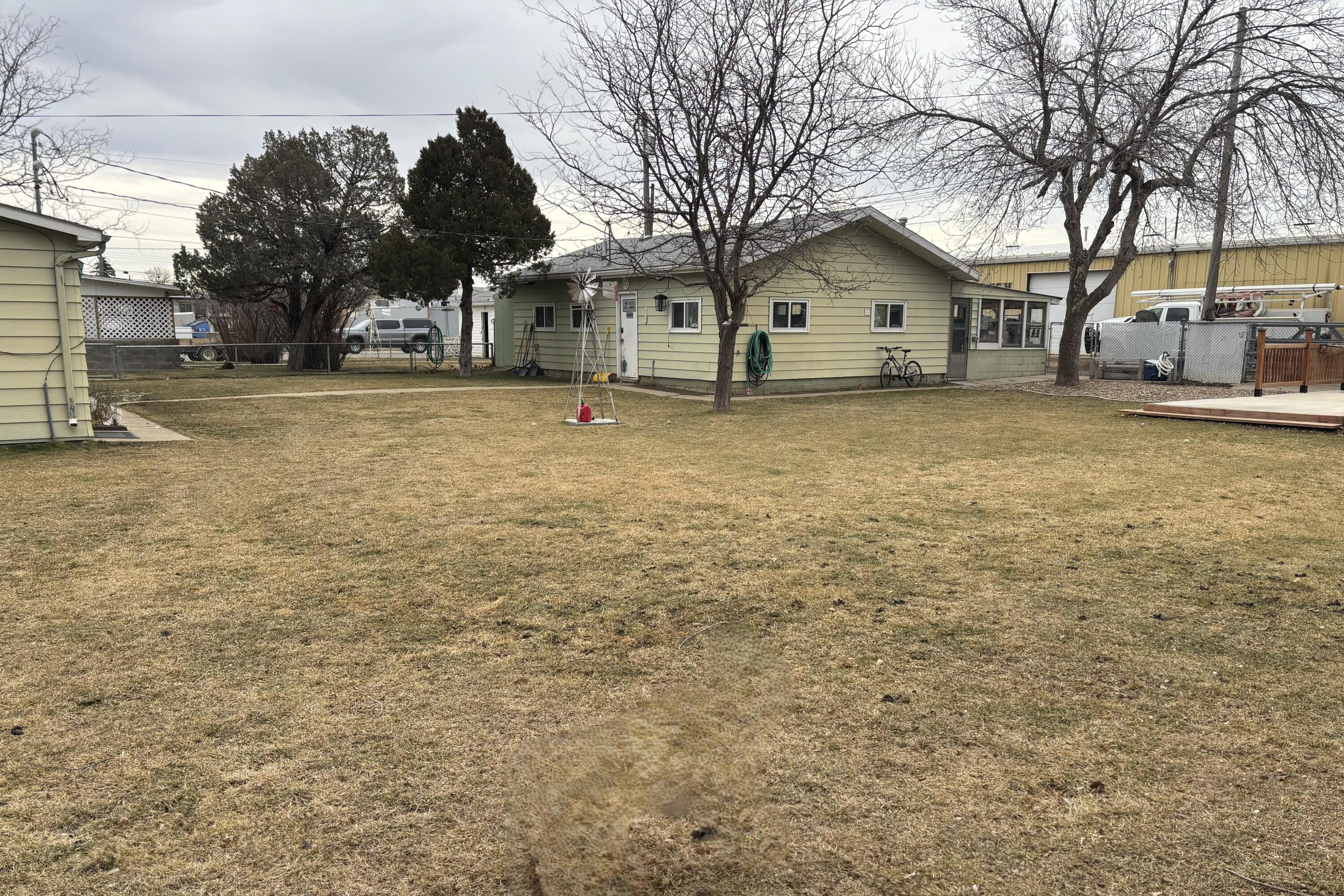 114 West 4th Street Sheridan, WY 82801 - Photo 24 of 33 Backyard