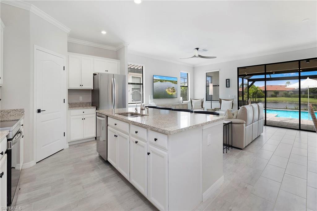 1597 Vizcaya Lane Naples, FL 34113 - Photo 10 of 50