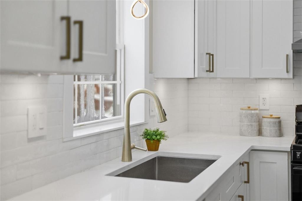 1628 Steuben Street Pittsburgh, PA 15205 - Photo 13 of 36