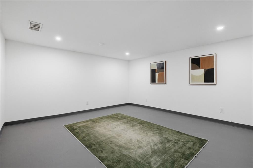 1628 Steuben Street Pittsburgh, PA 15205 - Photo 22 of 36