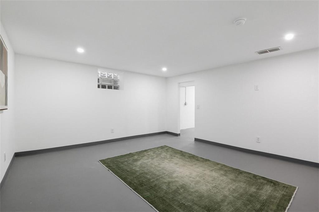 1628 Steuben Street Pittsburgh, PA 15205 - Photo 23 of 36