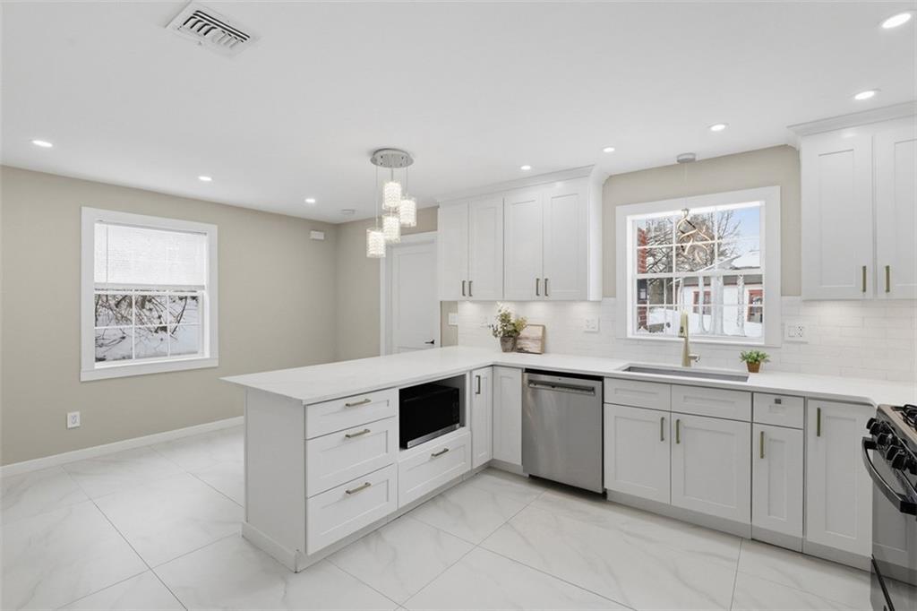 1628 Steuben Street Pittsburgh, PA 15205 - Photo 10 of 36