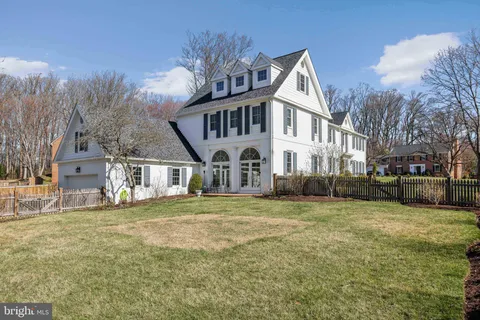 $2,050,000 | 6825 Newbold Drive, Bethesda, MD 20817