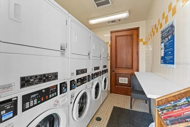 $189,900 | 102 Riviera Dunes Way, Unit S54, Palmetto, FL 34221