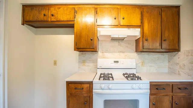 $449,500 | 5307 Presidio Road, Austin, TX 78745