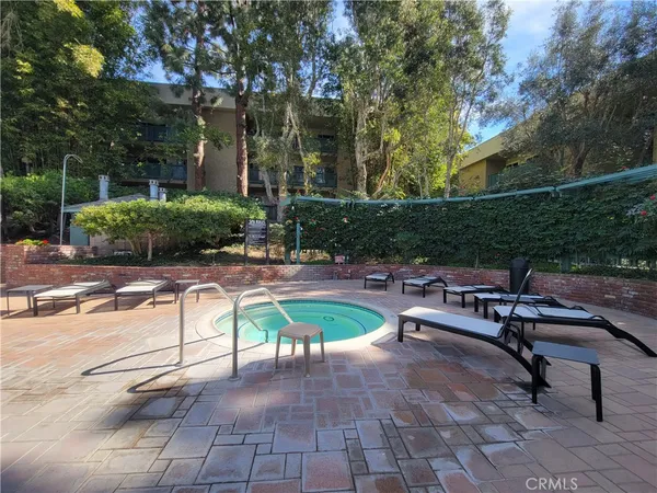 $2,395 | 448 North Bellflower Boulevard, Long Beach, CA 90814