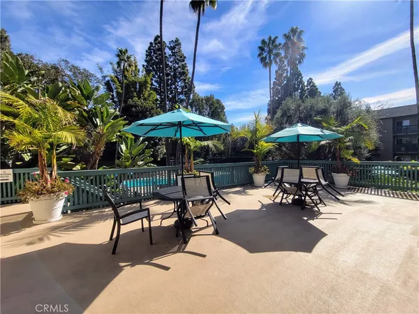 $2,395 | 448 North Bellflower Boulevard, Long Beach, CA 90814