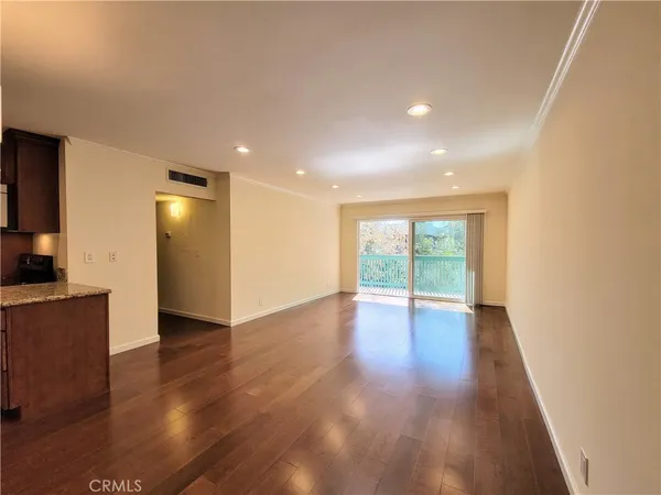 $2,395 | 448 North Bellflower Boulevard, Long Beach, CA 90814