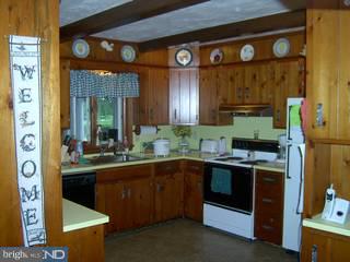 1418 West Hoffecker Road Pottstown, PA 19465 - Photo 4 of 6