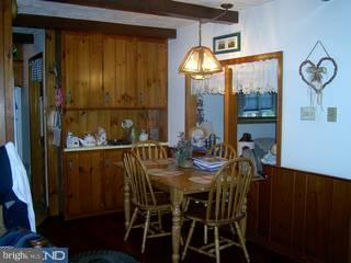 1418 West Hoffecker Road Pottstown, PA 19465 - Photo 5 of 6