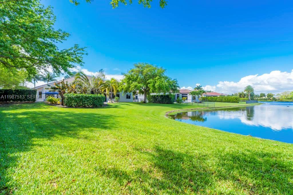 15127 Southwest 40th Street Davie, FL 33331 - Photo 48 of 55