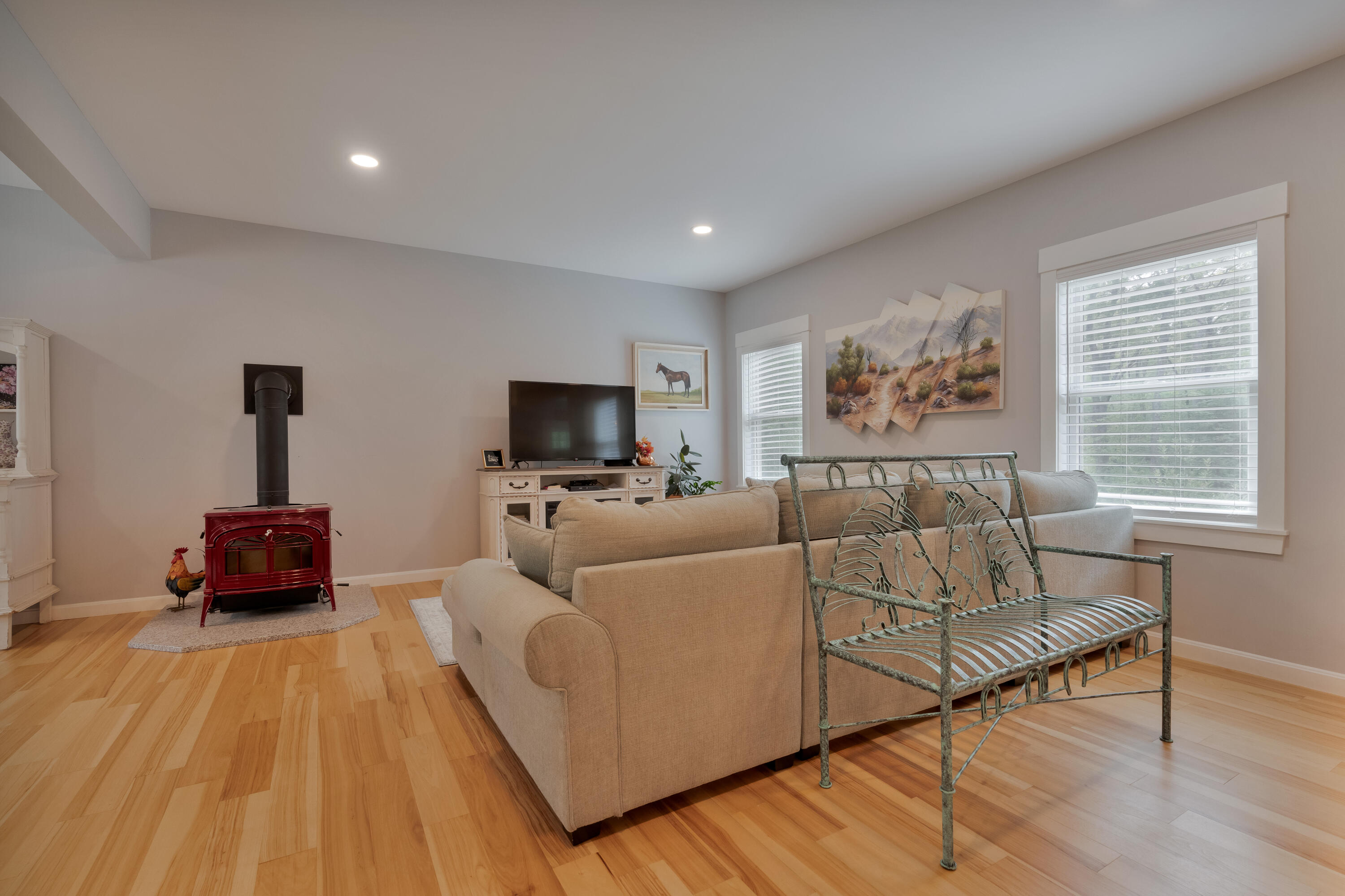 451 Cape Road Standish, ME 04084 - Photo 26 of 47 15