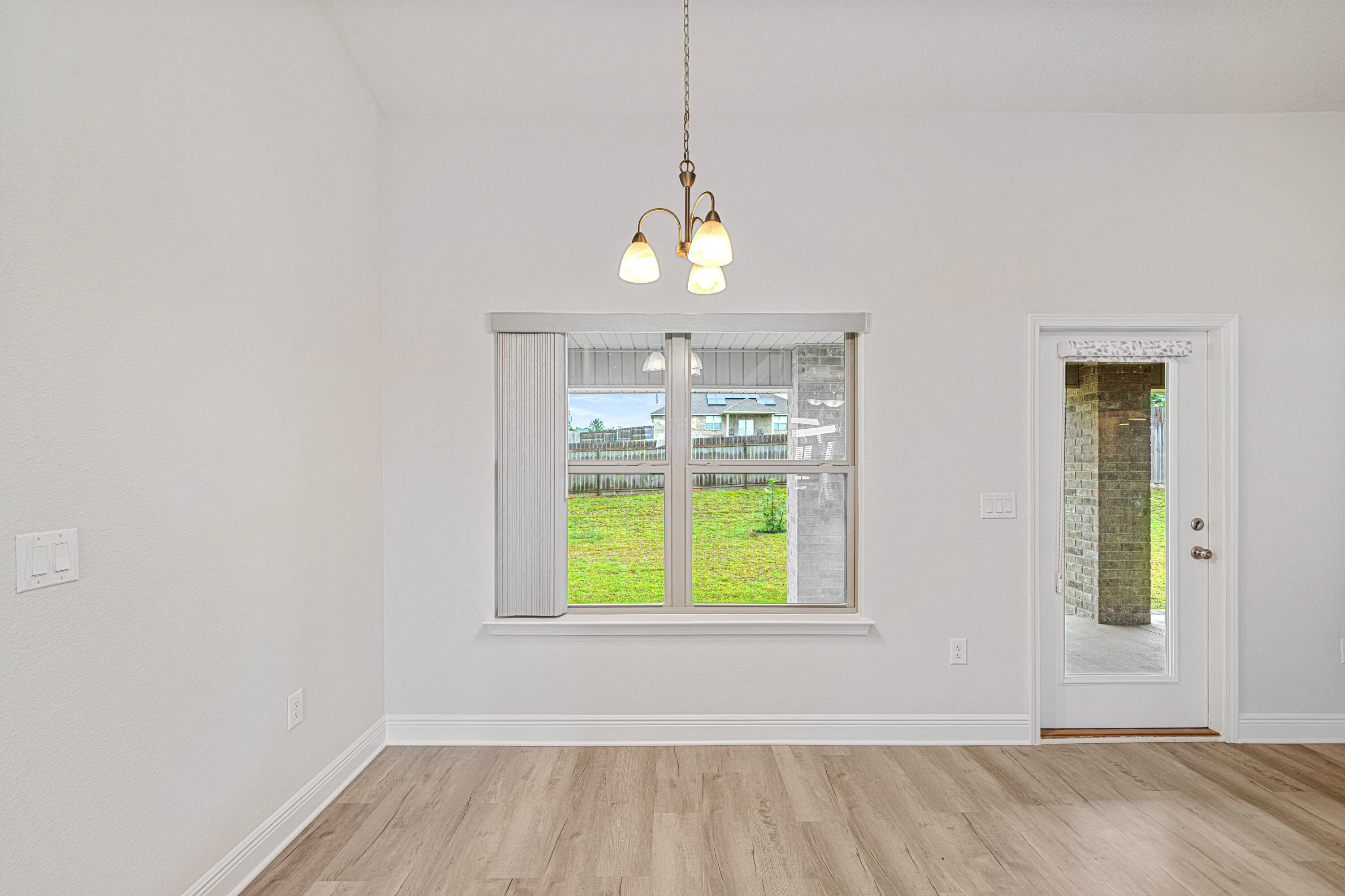 2004 Broad Street Crestview, FL 32536 - Photo 15 of 46