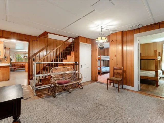 $349,900 | 44 Lower Plains Road, Middlebury, VT 05753