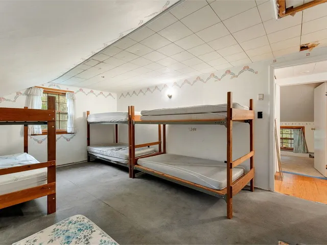 $349,900 | 44 Lower Plains Road, Middlebury, VT 05753