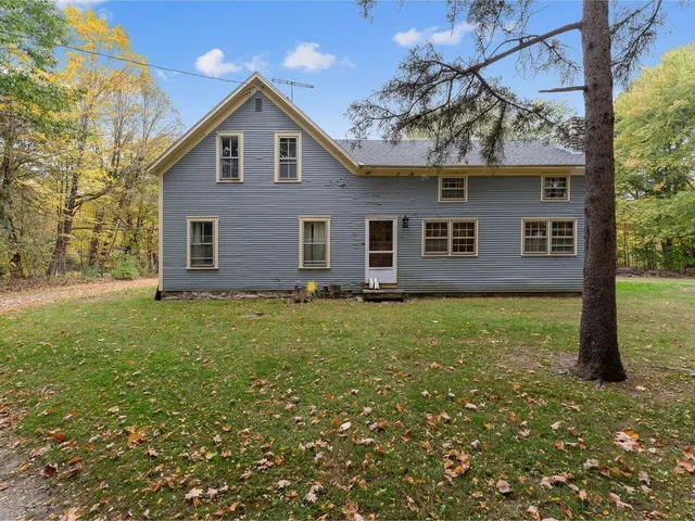 $349,900 | 44 Lower Plains Road, Middlebury, VT 05753
