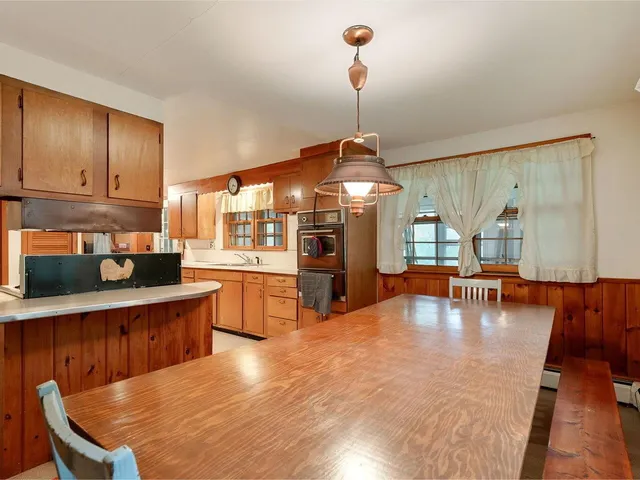 $349,900 | 44 Lower Plains Road, Middlebury, VT 05753