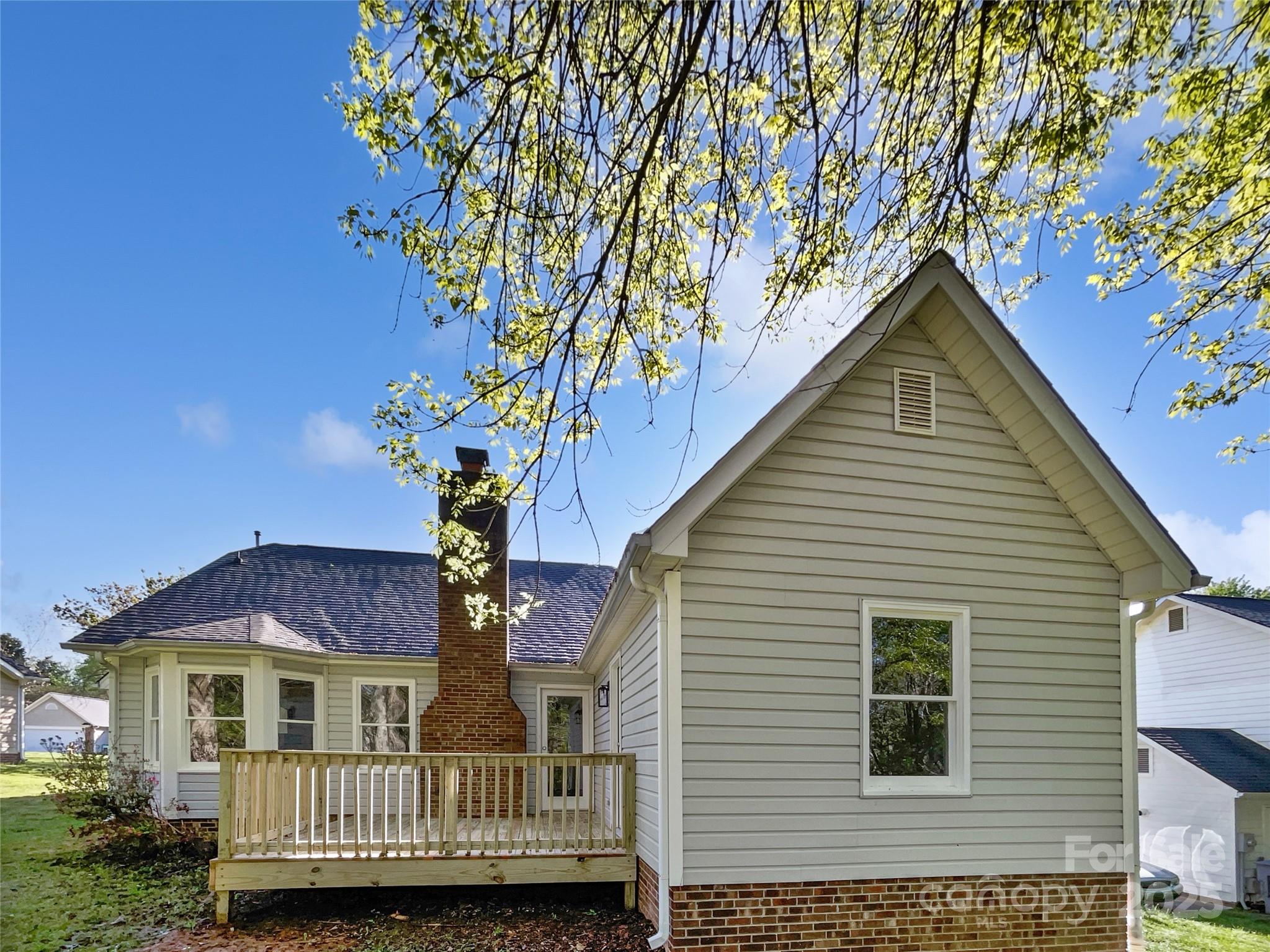 1727 Running Brook Road Charlotte, NC 28214 - Photo 12 of 21 Gallery Image 12
