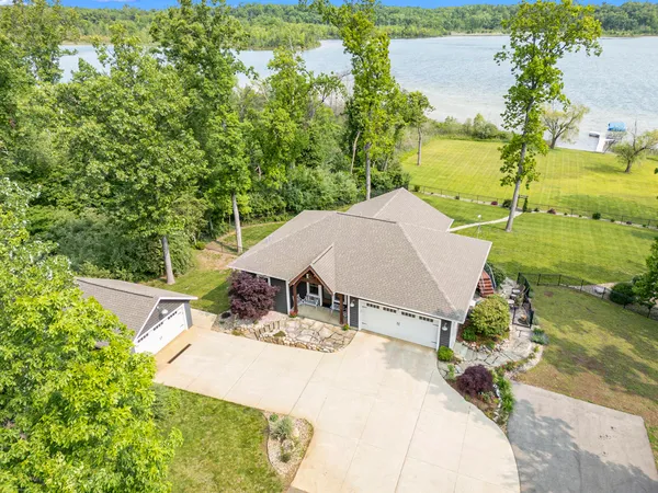 $925,000 | 23772 Wilson Road, Sturgis, MI 49091