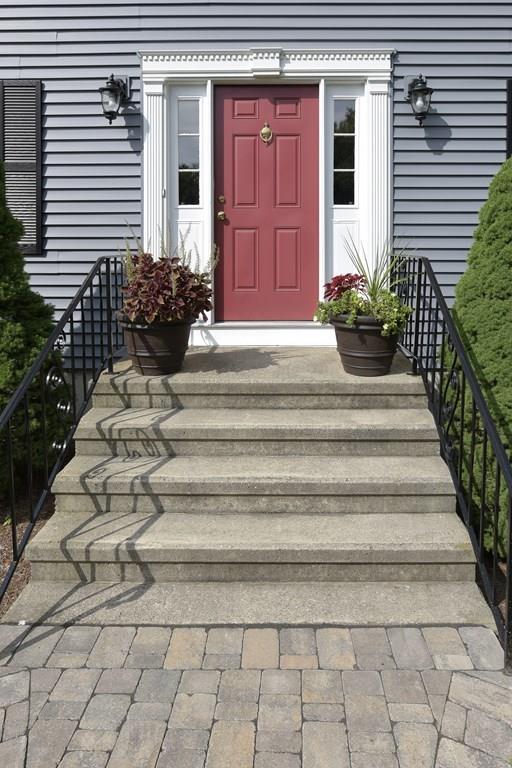 10 Hardy Road Marlborough, MA 01752 - Photo 3 of 42 Gallery Image 3
