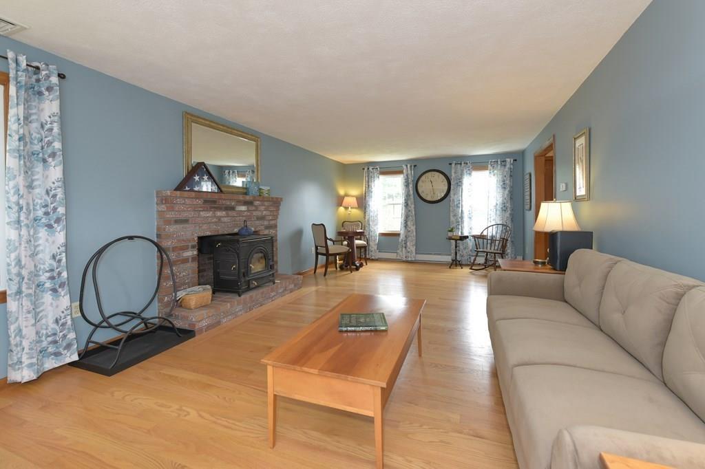 10 Hardy Road Marlborough, MA 01752 - Photo 8 of 42 Gallery Image 8