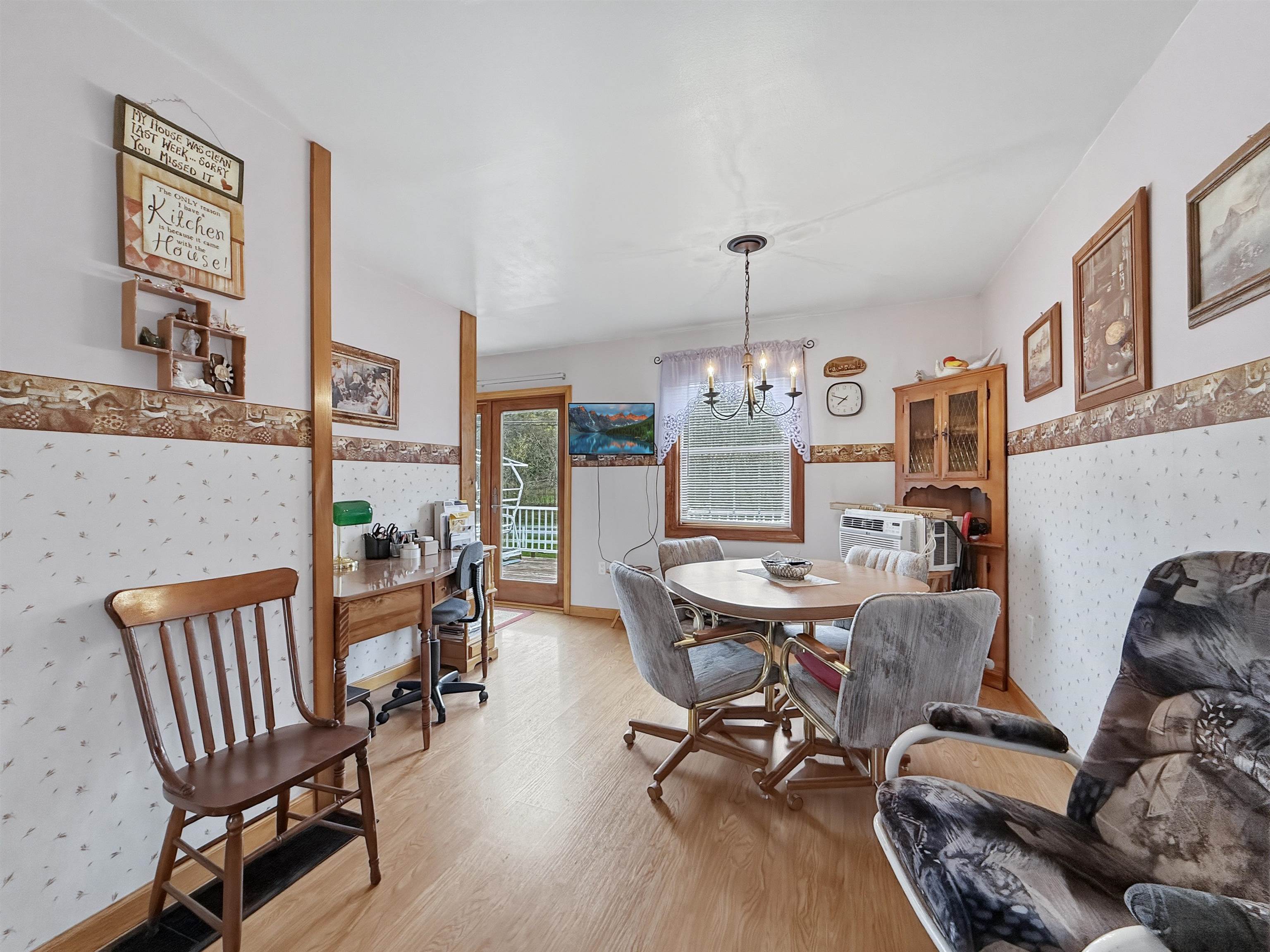 347 River Road Canaan, VT 05902 - Photo 9 of 27