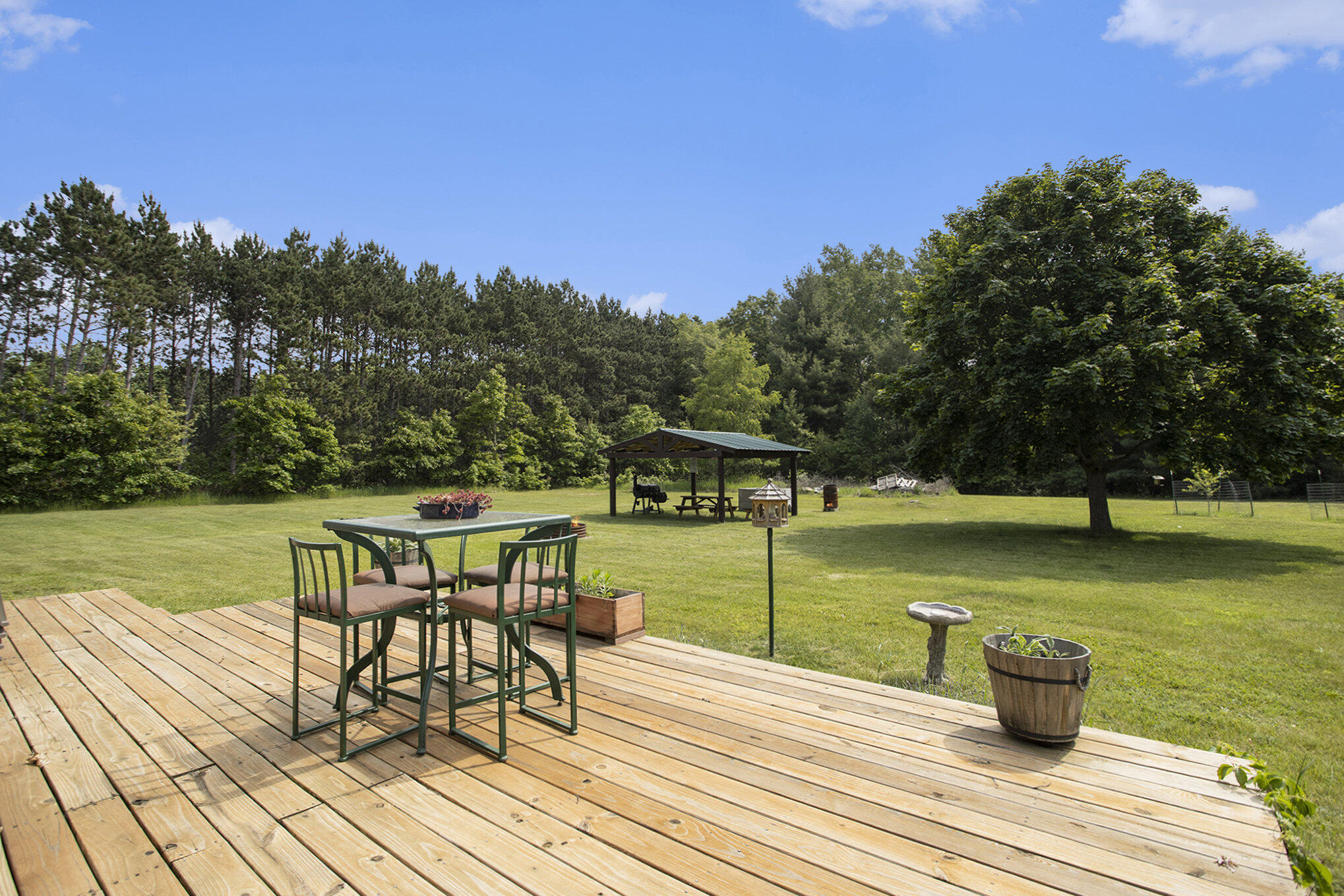 1602 McCann Road Hastings, MI 49058 - Photo 29 of 43 1602 McCann Deck