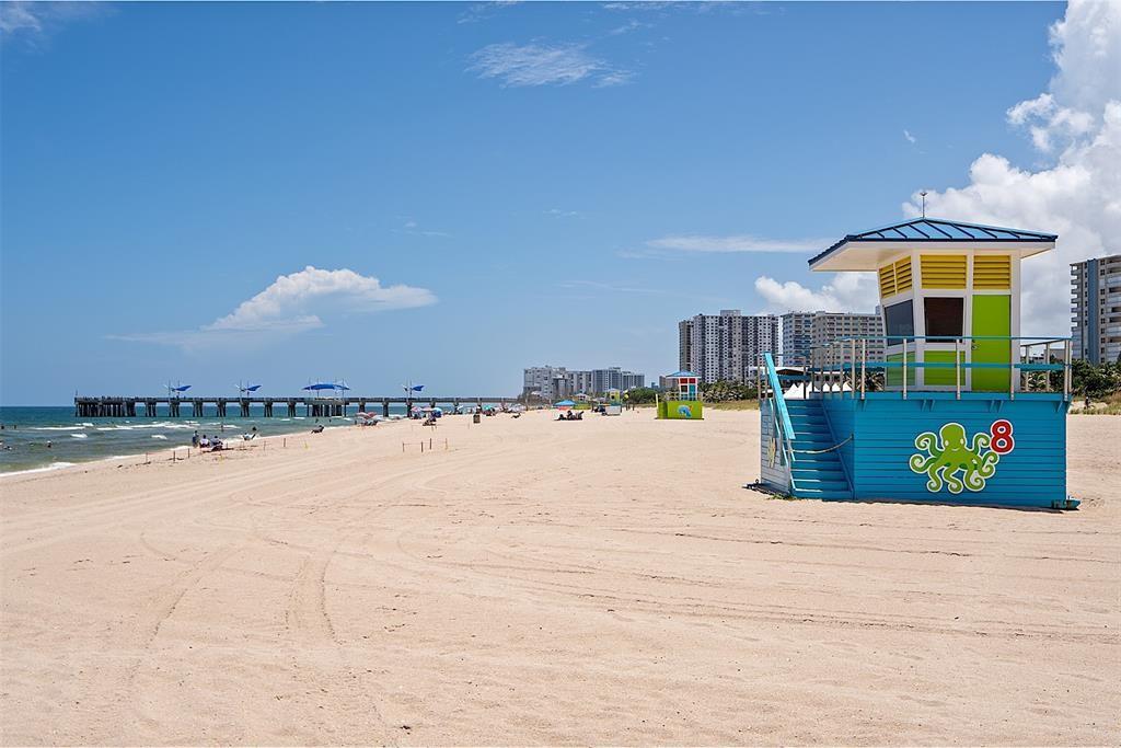 299 North Riverside Drive, Unit 303 Pompano Beach, FL 33062 - Photo 34 of 40 a view of an ocean & building
