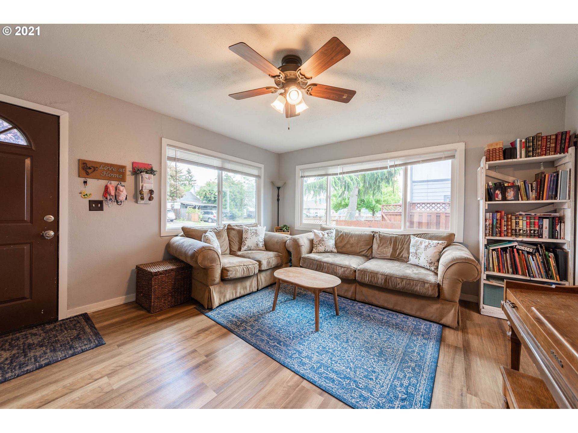 300 22nd Street Springfield, OR 97477 - Photo 5 of 20